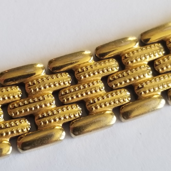 Relisted - Jeanneret Sapphire ladies wristwatch dress watch gold tone - Picture 14 of 16